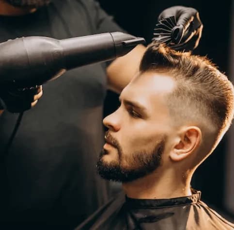 Interno Barber 99 barbershop Via San Biagio Serra San Bruno